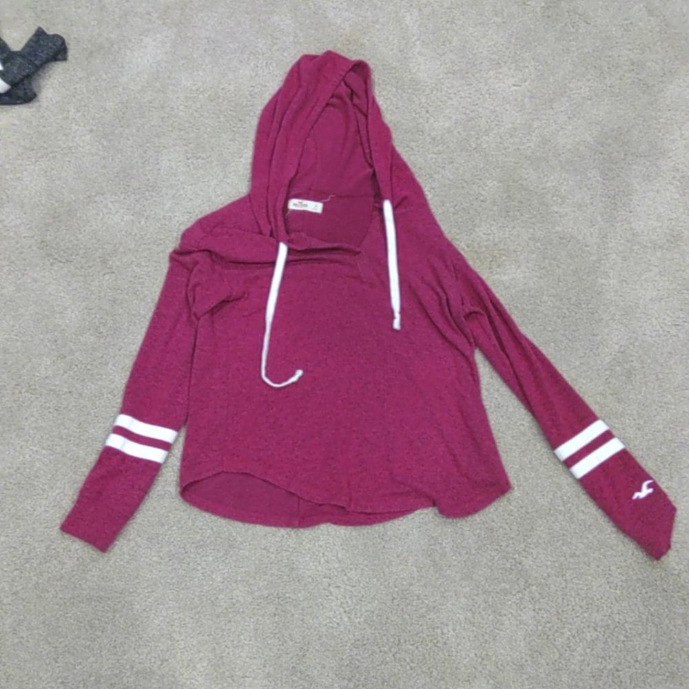 Hollister V-Neck Long Sleeve Top